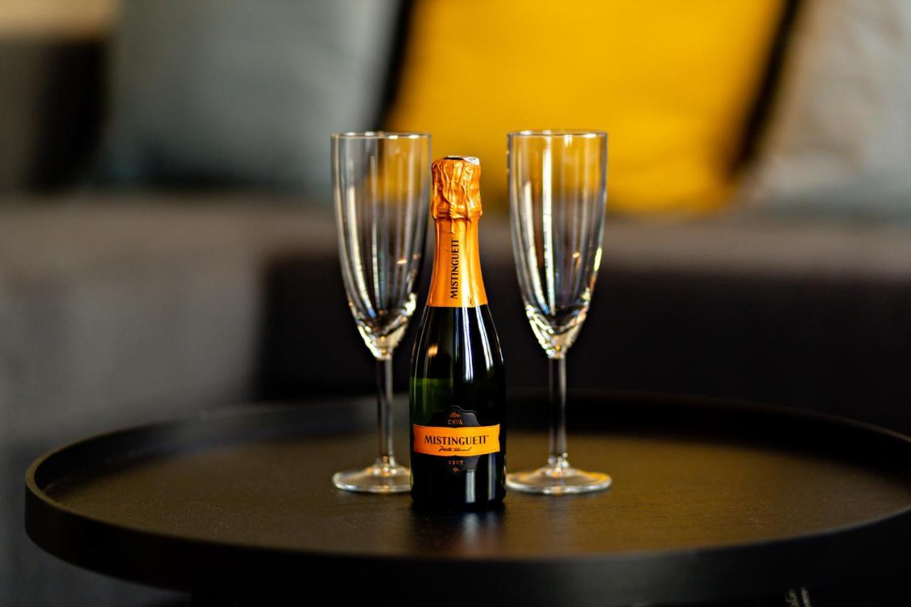 Luxury Suites Princess By Rikas Hotels Antwerp Luaran gambar